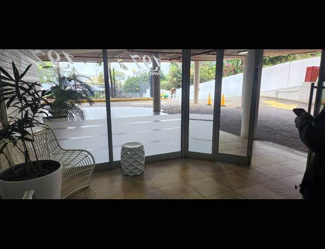 289M² OFFICE TO LET IN MORNINGSIDE